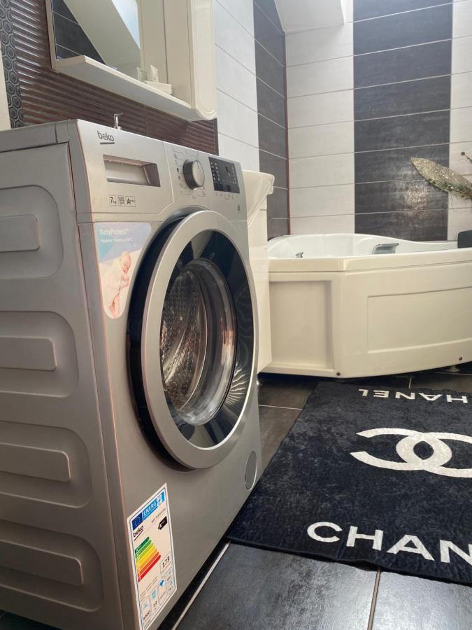 オラデアCentral Apartアパートメント エクステリア 写真